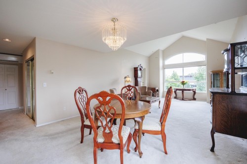 305-20381 96 Avenue, Langley, BC 