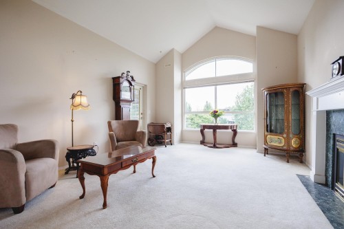 305-20381 96 Avenue, Langley, BC 