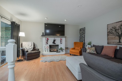 18586 62 Avenue, Surrey, BC 