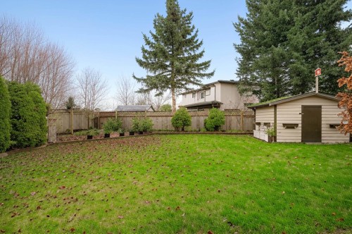 18586 62 Avenue, Surrey, BC 