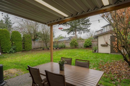 18586 62 Avenue, Surrey, BC 