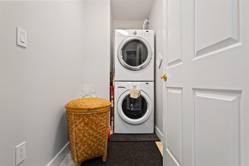 206-32120 Mt Waddington Avenue, Abbotsford, BC 