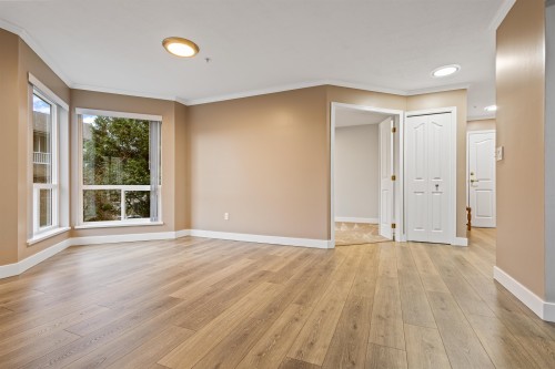 206-32120 Mt Waddington Avenue, Abbotsford, BC 