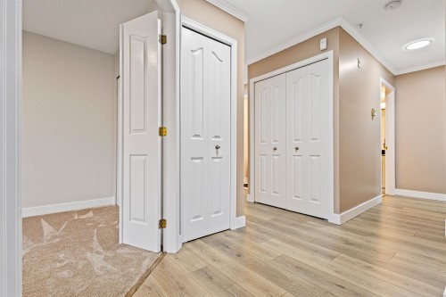 206-32120 Mt Waddington Avenue, Abbotsford, BC 