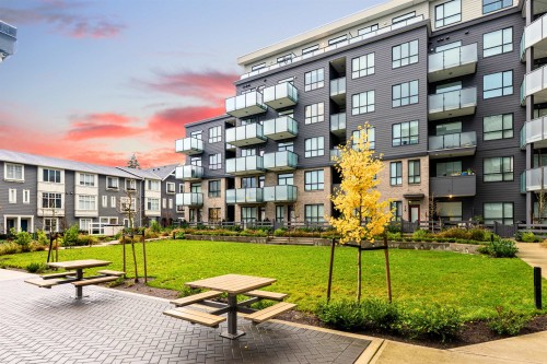 115-15738 85 Avenue, Surrey, BC 