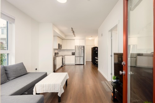 115-15738 85 Avenue, Surrey, BC 