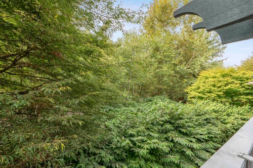 102-18777 68A Avenue, Surrey, BC 