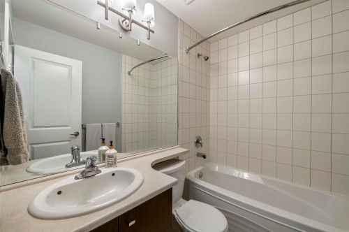 102-18777 68A Avenue, Surrey, BC 