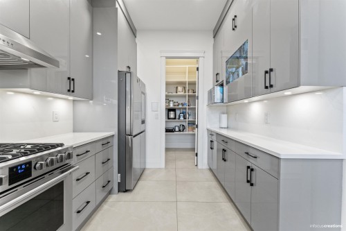 7555 140A Street, Surrey, BC 