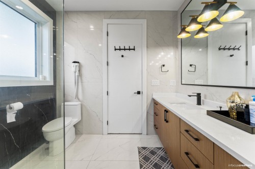 7555 140A Street, Surrey, BC 