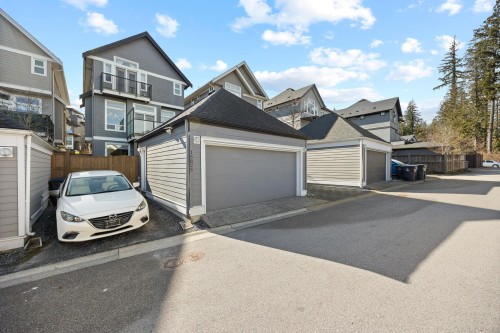 15825 Wills Brook Way, Surrey, BC 