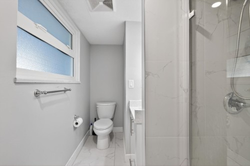 11822 73 Avenue, Delta, BC 