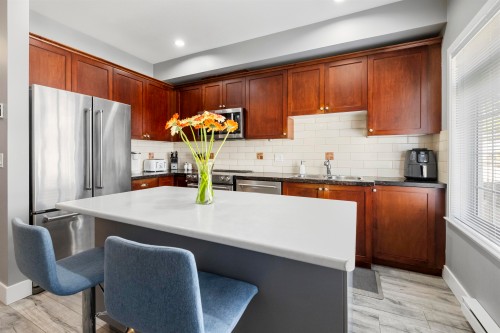 30-6852 193 Street, Surrey, BC 