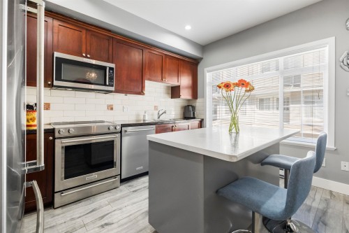 30-6852 193 Street, Surrey, BC 