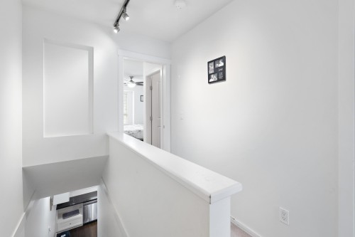 16-14955 60 Avenue, Surrey, BC 