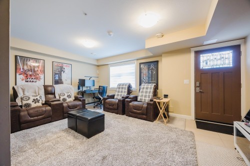 56-20738 84 Avenue, Langley, BC 