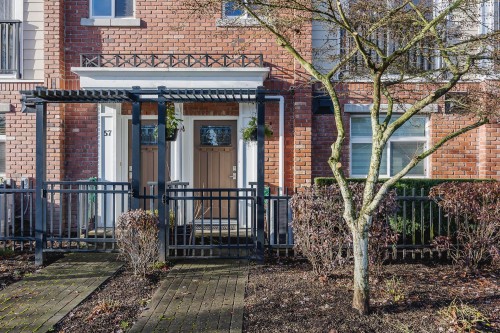 56-20738 84 Avenue, Langley, BC 