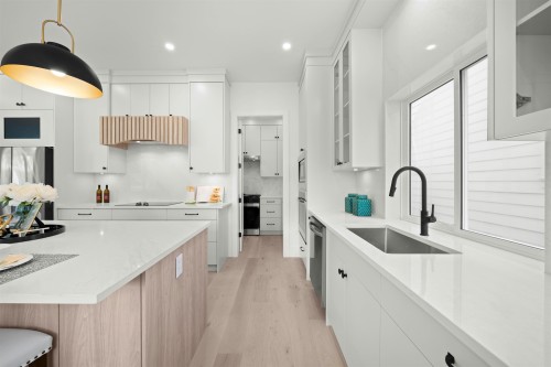 7527 205 Street, Langley, BC 