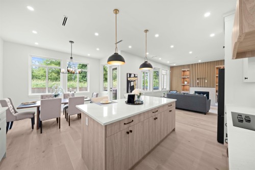 7527 205 Street, Langley, BC 