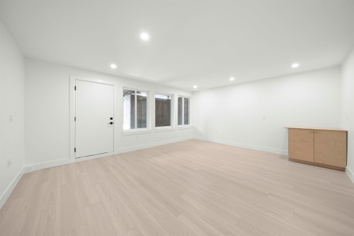 7527 205 Street, Langley, BC 