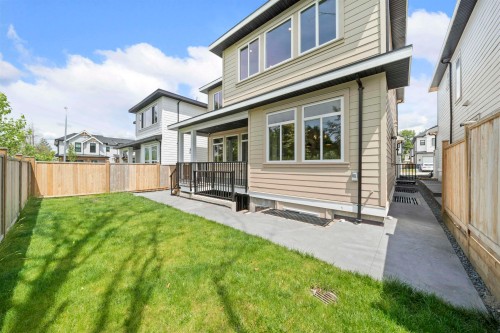 7527 205 Street, Langley, BC 