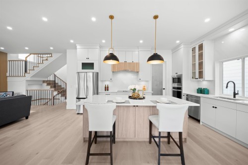 7527 205 Street, Langley, BC 