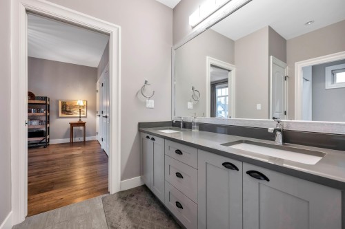 21842 44 Avenue, Langley, BC 