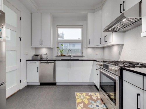 2875 164A Street, Surrey, BC 