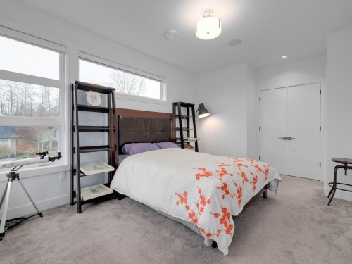 2875 164A Street, Surrey, BC 