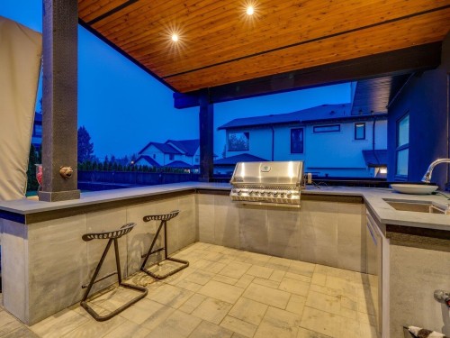 2875 164A Street, Surrey, BC 