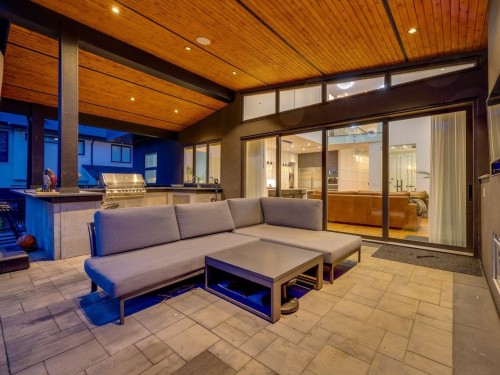 2875 164A Street, Surrey, BC 