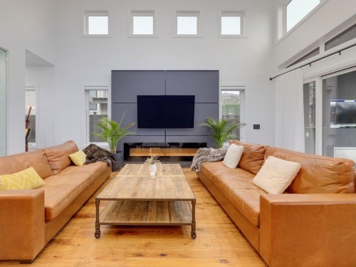 2875 164A Street, Surrey, BC 