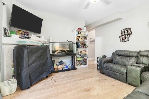 27895 Junction Avenue, Abbotsford, BC 