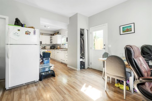 27895 Junction Avenue, Abbotsford, BC 