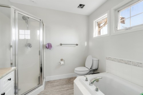 27895 Junction Avenue, Abbotsford, BC 