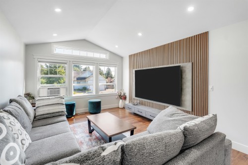 27895 Junction Avenue, Abbotsford, BC 