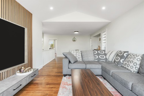 27895 Junction Avenue, Abbotsford, BC 