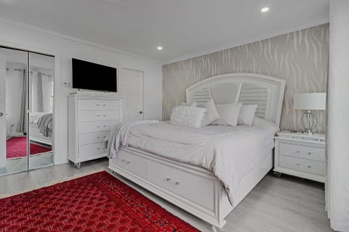 14336 90A Avenue, Surrey, BC 