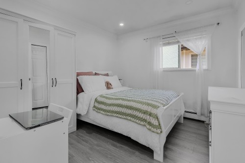 14336 90A Avenue, Surrey, BC 