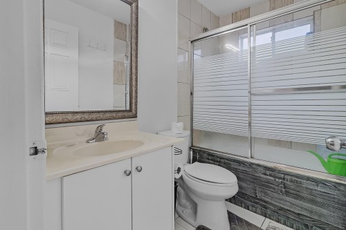 14336 90A Avenue, Surrey, BC 