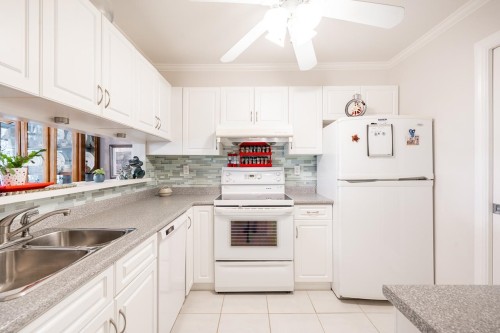 305-15313 19 Avenue, Surrey, BC 