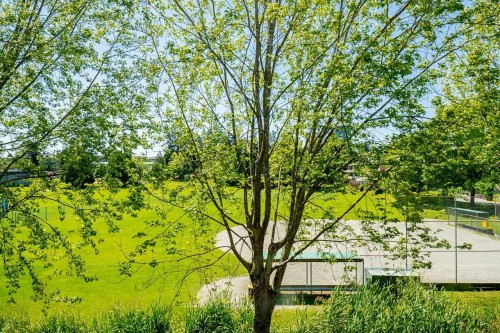 305-15313 19 Avenue, Surrey, BC 