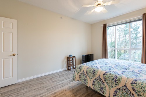 424-13880 70 Avenue, Surrey, BC 