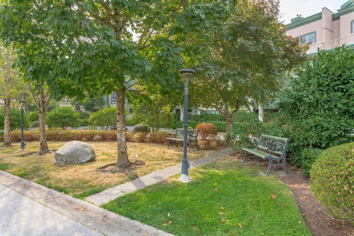 424-13880 70 Avenue, Surrey, BC 