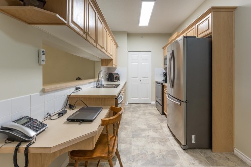 424-13880 70 Avenue, Surrey, BC 