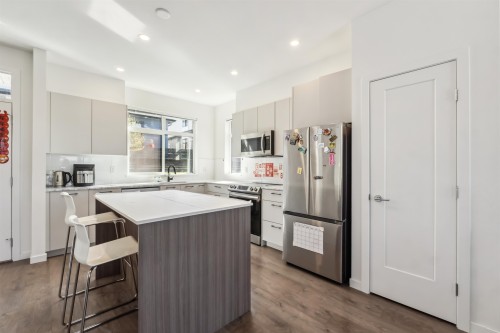 58-15255 Sitka Drive, Surrey, BC 