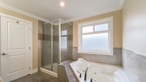 14059 91 Avenue, Surrey, BC 