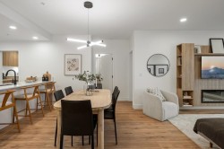 203-33160 Plaxton Crescent  Abbotsford, BC V2S 0N6