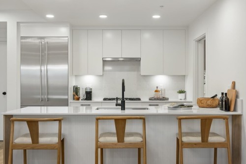 203-33160 Plaxton Crescent, Abbotsford, BC 