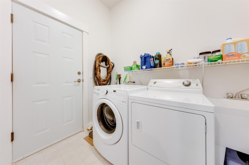 11456 154A Street, Surrey, BC 